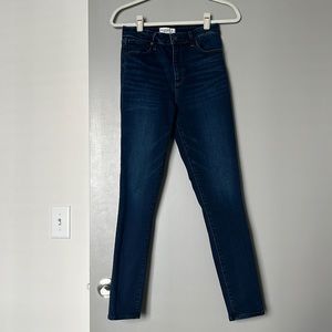 Great condition Abercrombie skinny jeans